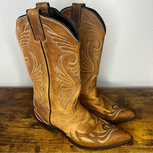 Laredo Tan Heeled Boots